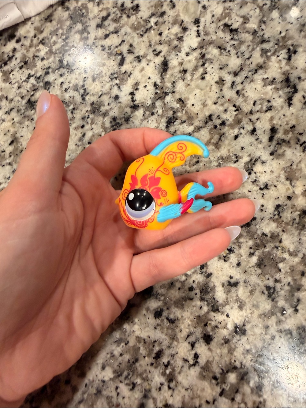 Littlest Pet Shop Orange and Blue Fish Figure